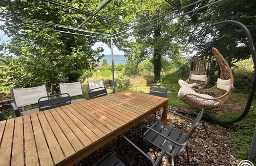 Talissieu House | 130 m² Gîte ∙ 2 bedrooms ∙ 10 guests