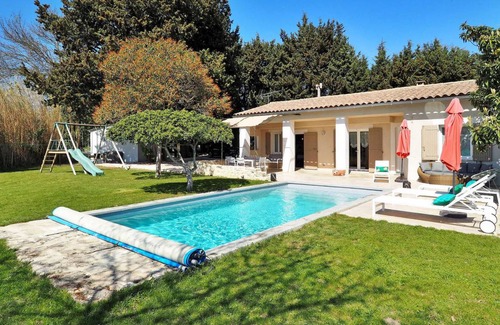 Paradou House | 130 m² House ∙ 3 bedrooms ∙ 6 guests
