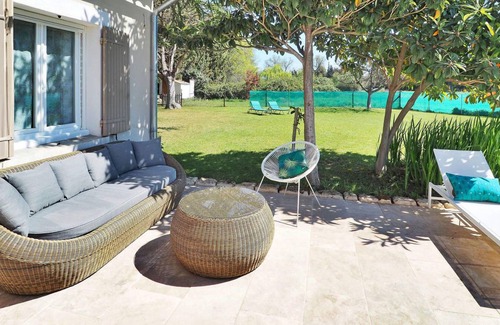 Paradou House | 130 m² House ∙ 3 bedrooms ∙ 6 guests