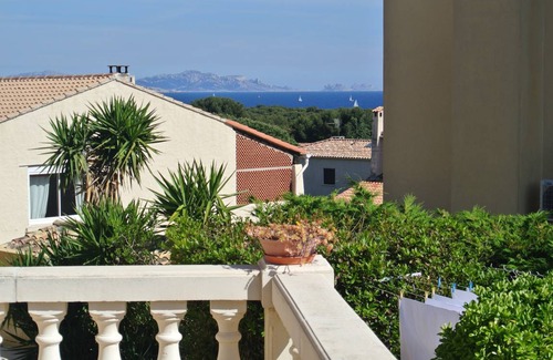 Sausset-les-Pins Villa | 130 m² Villa ∙ 5 bedrooms ∙ 12 guests