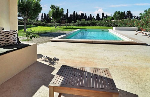 Maillane House | 136 m² House ∙ 2 bedrooms ∙ 4 guests