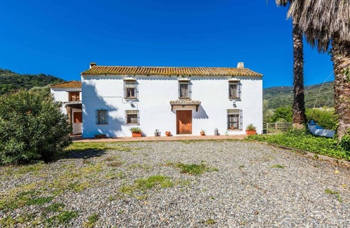El Colmenar House | 140 m² House ∙ 3 bedrooms ∙ 8 guests