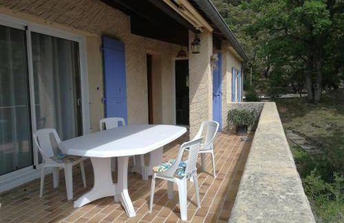 Chamaret Villa | 140 m² Villa ∙ 4 bedrooms ∙ 8 guests