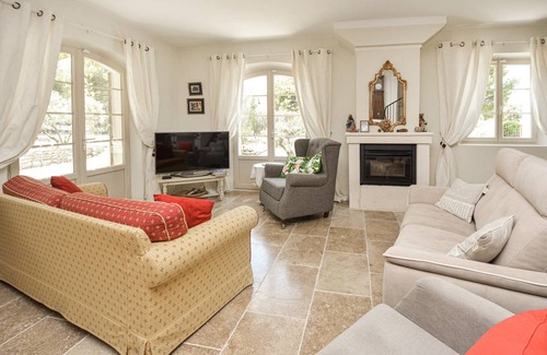 Eygalieres House | 147 m² House ∙ 4 bedrooms ∙ 8 guests