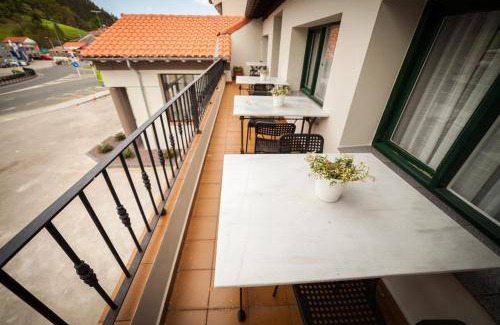 Cabezon de la Sal Bed & Breakfast | 15 m² Bed and breakfast ∙ 3 guests