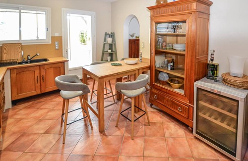 Chateauneuf-de-Gadagne House | 150 m² House ∙ 3 bedrooms ∙ 6 guests