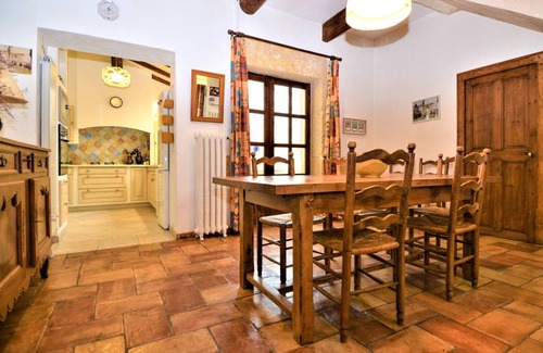 Marguerittes House | 150 m² Maisonette ∙ 4 bedrooms ∙ 6 guests