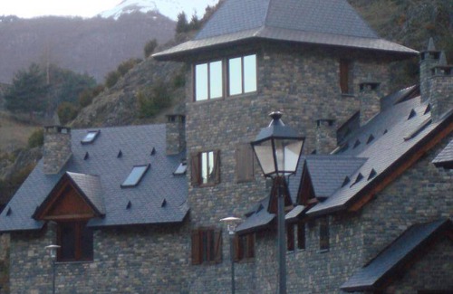 Sallent de Gallego House | 156 m² House ∙ 5 bedrooms ∙ 10 guests