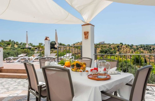 Monda House | 180 m² House ∙ 5 bedrooms ∙ 10 guests