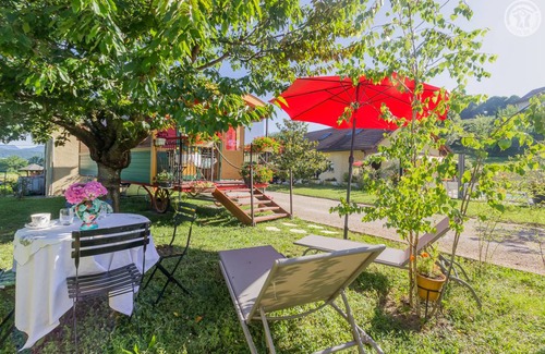 Saint-Genix-sur-Guiers House | 19 m² Gîte ∙ 1 bedroom ∙ 2 guests