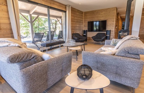 Le Chambon-sur-Lignon Cottage | 190 m² Cabin ∙ 6 bedrooms ∙ 12 guests