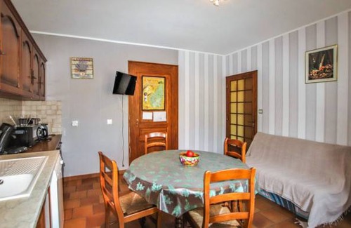 Laurac-en-Vivarais House | 2 bedroom accommodation in Laurac en Vivarais