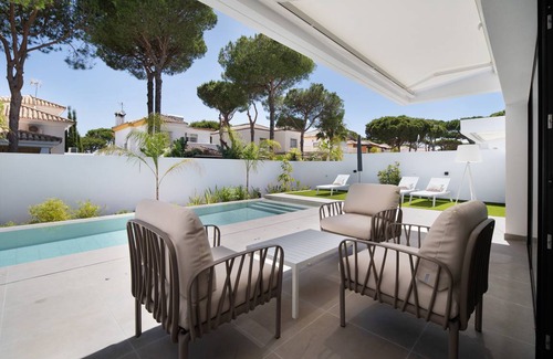 Poblado Sancti Petri Villa | 200 m² Villa ∙ 4 bedrooms ∙ 8 guests
