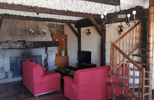 Avila House | 200 m² House ∙ 3 bedrooms ∙ 8 guests