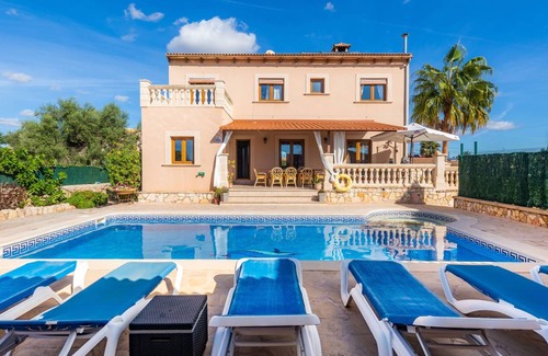 Portocolom House | 200 m² House ∙ 5 bedrooms ∙ 10 guests