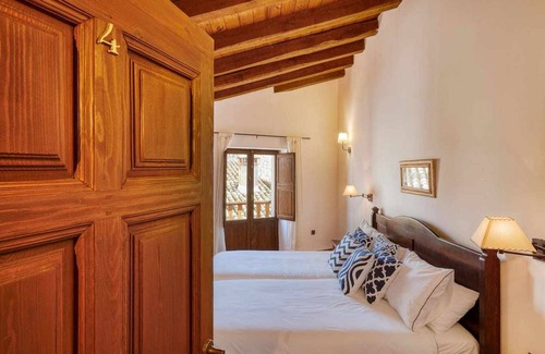 Piedralaves House | 232 m² House ∙ 5 bedrooms ∙ 12 guests