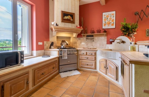 Condom Villa | 240 m² Villa ∙ 4 bedrooms ∙ 10 guests