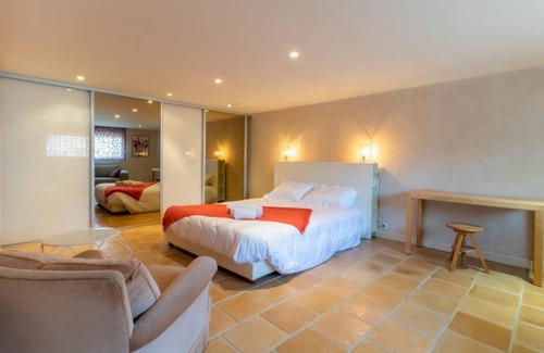 Condom Villa | 240 m² Villa ∙ 4 bedrooms ∙ 10 guests