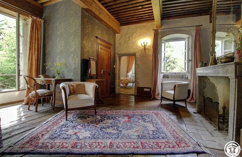 Montanges House | 250 m² Gîte ∙ 5 bedrooms ∙ 15 guests