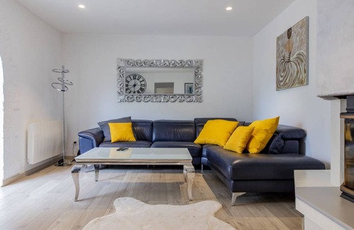 Les 3 Ponts Villa | 250 m² Villa ∙ 1 bedroom ∙ 12 guests