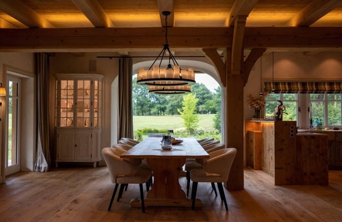 Oeverdiek House | 260 m² House ∙ 4 bedrooms ∙ 8 guests