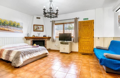 Orba House | 290 m² House ∙ 8 bedrooms ∙ 24 guests
