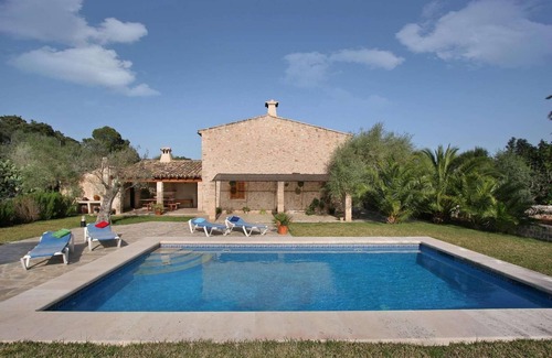 Pollensa Villa | 3 Bed Traditional Farmhouse w/Pool, AC & Wifi