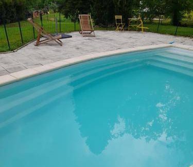 Saint-Germain-les-Arlay Bed & Breakfast | 30 m² Bed and breakfast ∙ 2 guests