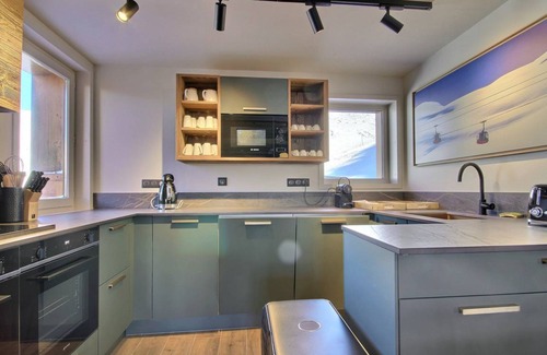 Plagne Soleil Ski Chalet | 300 m² Chalet ∙ 7 bedrooms ∙ 18 guests