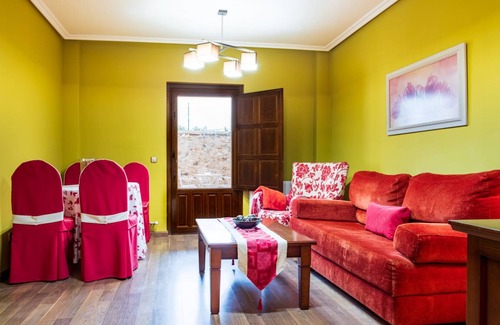 Valdemierque House | 300 m² House ∙ 5 bedrooms ∙ 10 guests