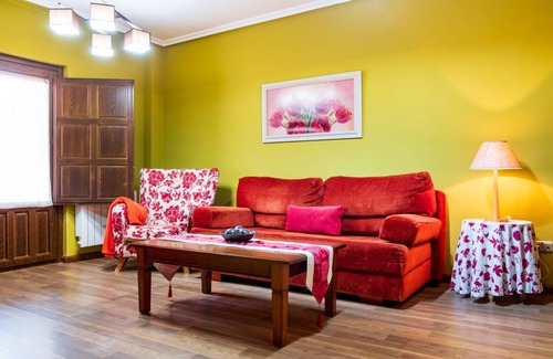 Valdemierque House | 300 m² House ∙ 5 bedrooms ∙ 10 guests