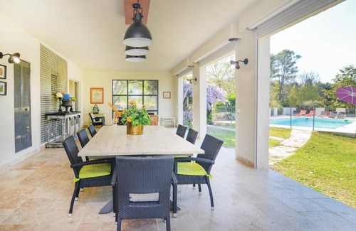 Aubais House | 300 m² House ∙ 6 bedrooms ∙ 11 guests
