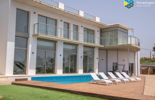 Cala Pi Villa | 300 m² Villa ∙ 4 bedrooms ∙ 8 guests
