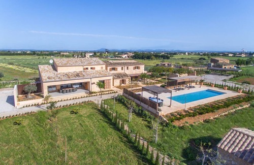 Es Palmer Villa | 300 m² Villa ∙ 6 bedrooms ∙ 12 guests