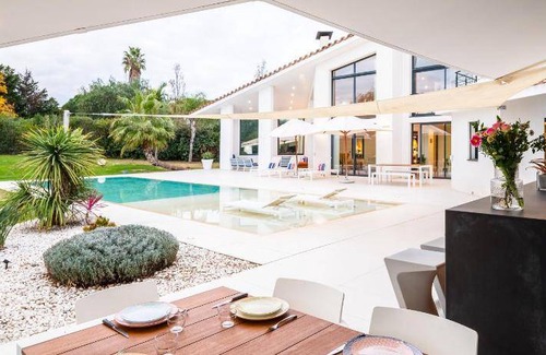Saint-Nazaire Villa | 300 m² Villa ∙ 6 bedrooms ∙ 14 guests