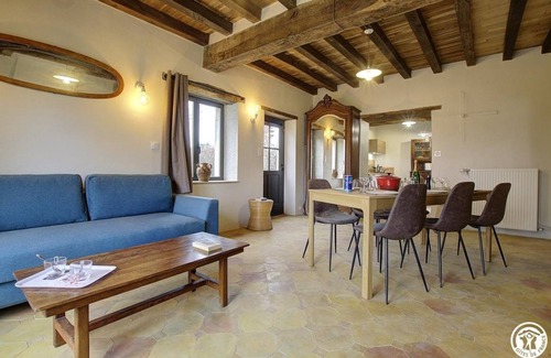 Dompierre-sur-Veyle House | 318 m² Gîte ∙ 12 bedrooms ∙ 21 guests
