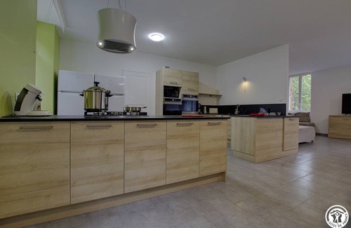 Cerdon House | 330 m² Gîte ∙ 8 bedrooms ∙ 20 guests