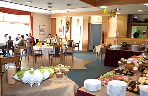Stassfurt Bed & Breakfast | 35 m² Bed and breakfast ∙ 4 guests