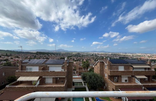 Sant Quirze del Valles Villa | 380 m² Villa ∙ 2 guests