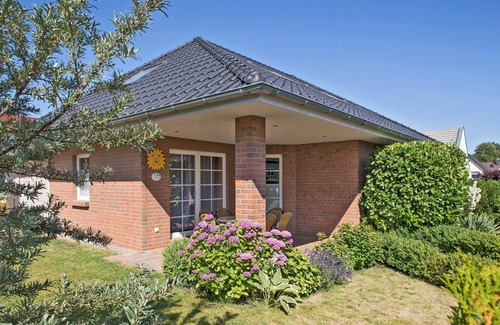 Heringsdorf House | 4-star holiday home with terrace, large garden, 3 bedrooms and 2 bathrooms