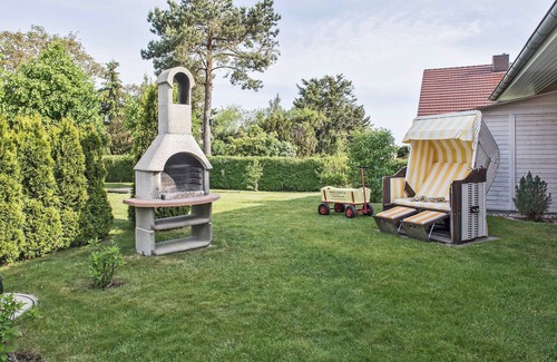 Heringsdorf House | 4-star holiday home with terrace, large garden, 3 bedrooms and 2 bathrooms