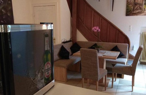 Schnelsen Hostel | 40 m² Hostel ∙ 5 guests