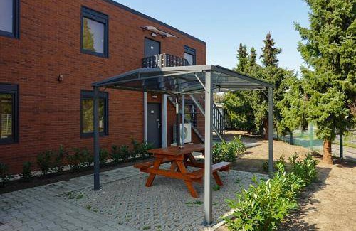 Falkensee Apartment | 40 m² Serviced apartment ∙ 4 guests
