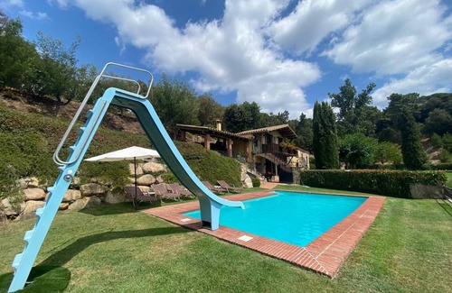 Sant Feliu de Buixalleu Villa | 400 m² Villa ∙ 6 bedrooms ∙ 12 guests