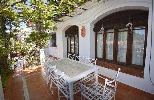 Calabazares House | 400 m² House ∙ 8 bedrooms ∙ 16 guests
