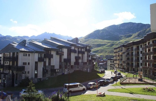 Le Lavachet Apartment | 40m from ski slopes, 3rd floor, view mountain, balcony, tv, ski locker, 21m², Tignes