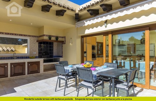 Moraira Villa | 410 m² Villa ∙ 5 bedrooms ∙ 10 guests
