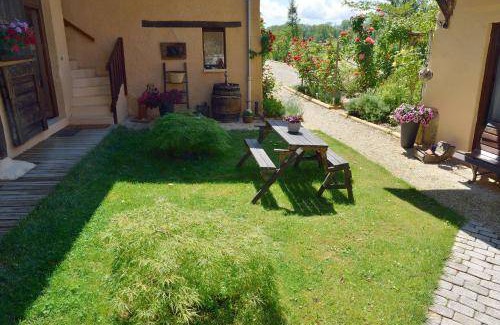 Saint-Genix-sur-Guiers Bed & Breakfast | 45 m² Bed and breakfast ∙ 4 guests