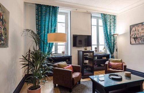 Faubourg Saint-Jacques Apartment | 45 m² Apartment ∙ 4 guests
