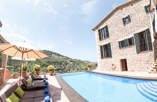 Deia House | 490 m² House ∙ 4 bedrooms ∙ 8 guests